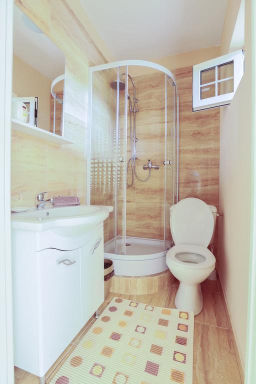 Casa Iulia Hotel Haţeg Стая снимка