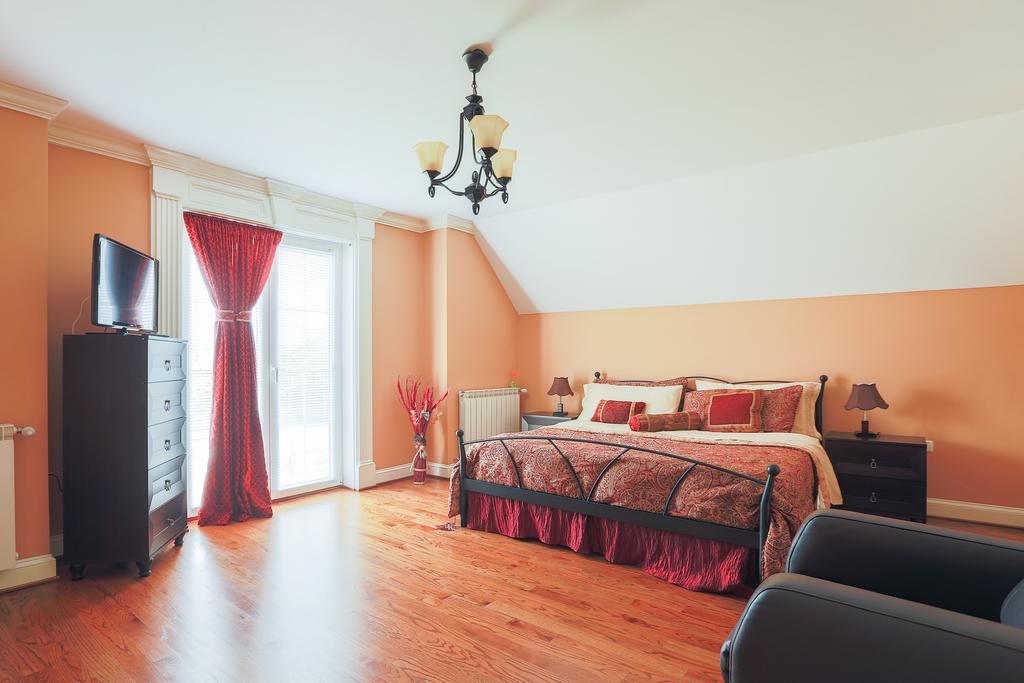 Casa Iulia Hotel Haţeg Стая снимка