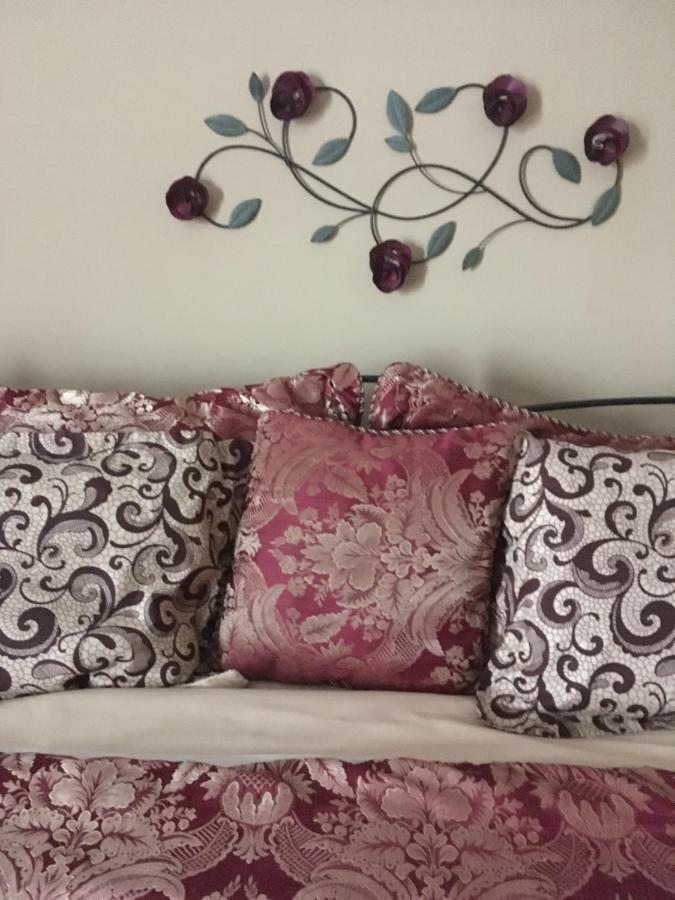 Casa Iulia Hotel Haţeg Екстериор снимка